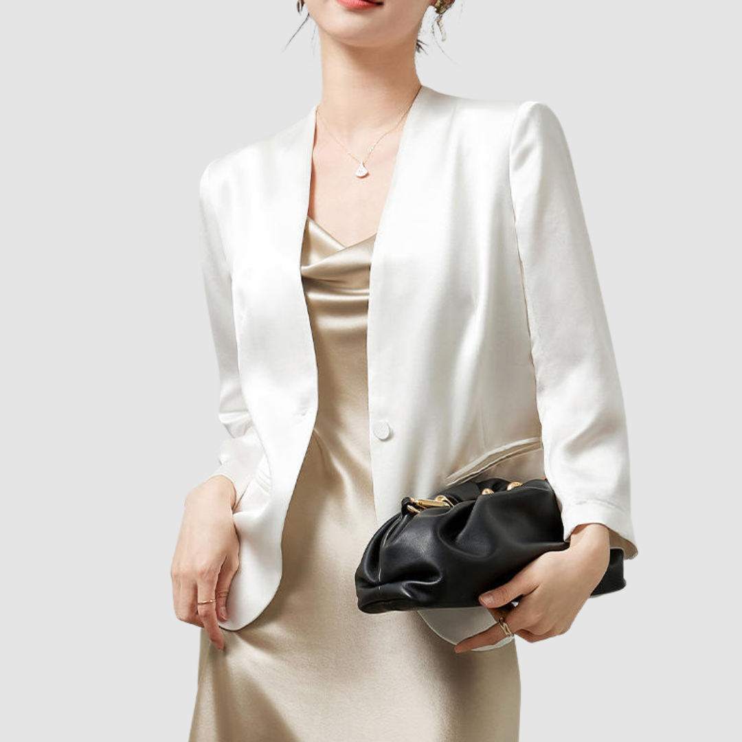 Anna - Eleganter weißer Satin-Blazer