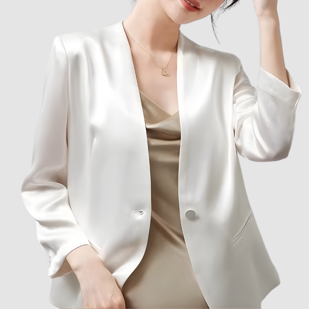 Anna - Eleganter weißer Satin-Blazer