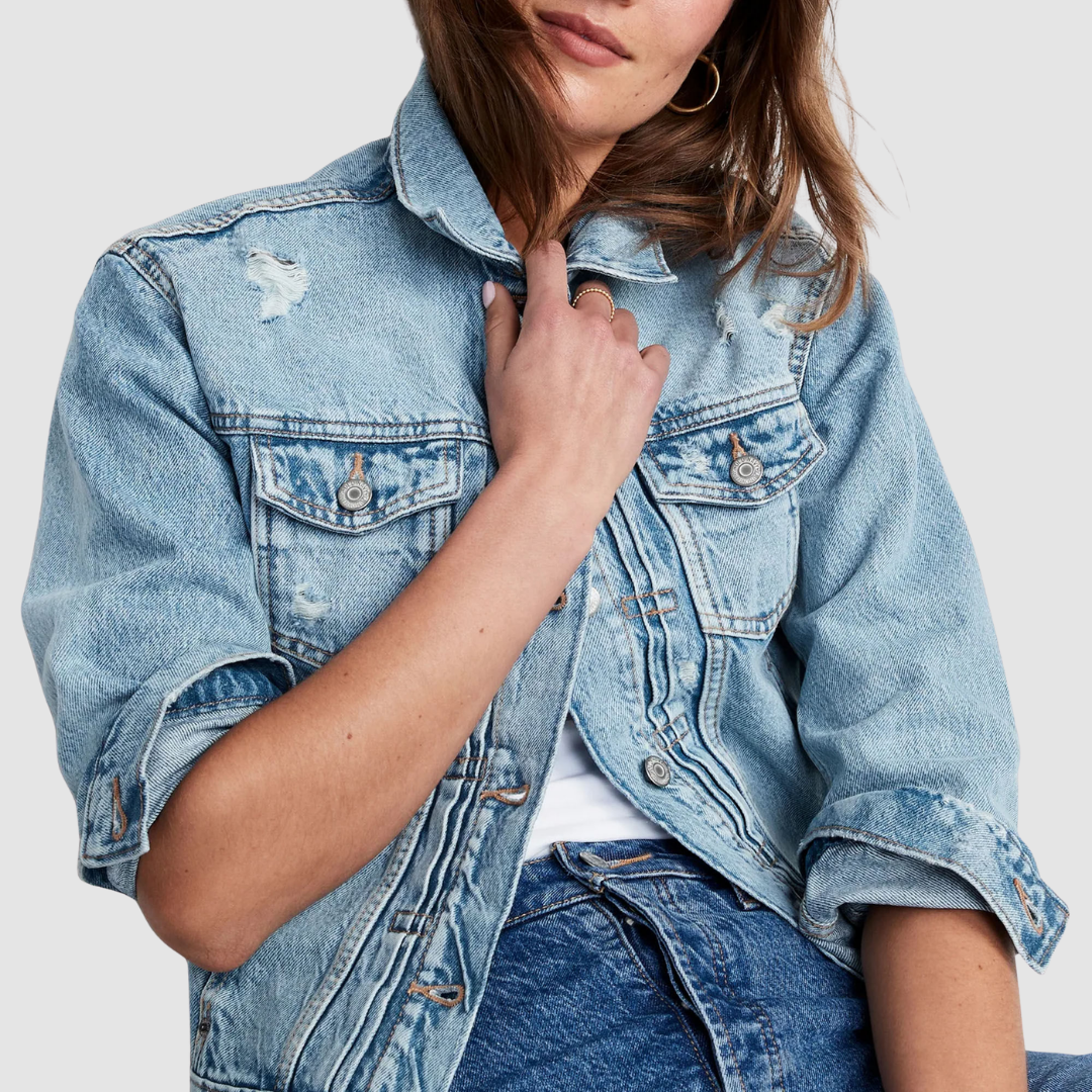 Mia - Stilvolle hellblaue Denim-Jacke